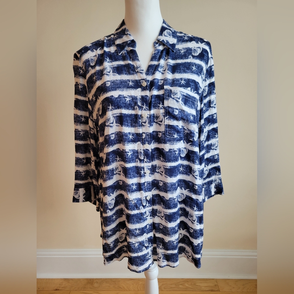 Chico's Navy and White Patterned Shirt, Nautical, Beach, Summer
